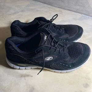 Dr. Scholl’s Size 10 woman’s Sneakers